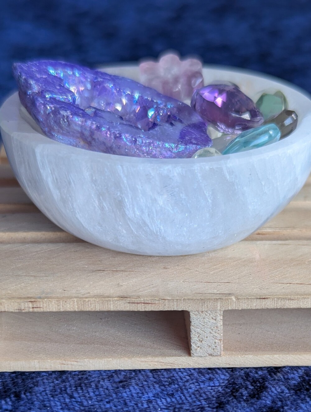 Lavender Aura Geode ☮️ Opalite Amethyst Aquamarine Fluorite Quartz Crystal Bowl - Picture 7 of 16